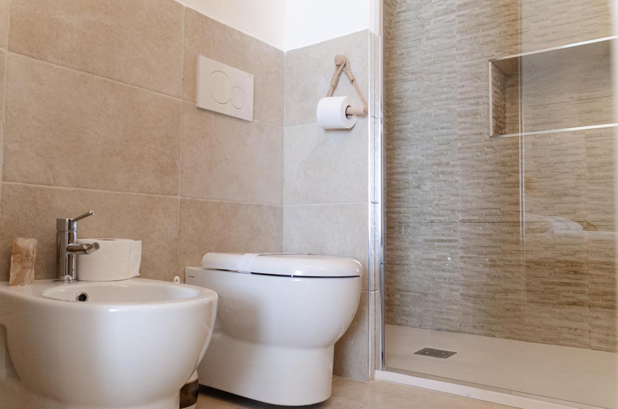 Aca Suite Luxury With Jacuzzi Adelfia 외부 사진